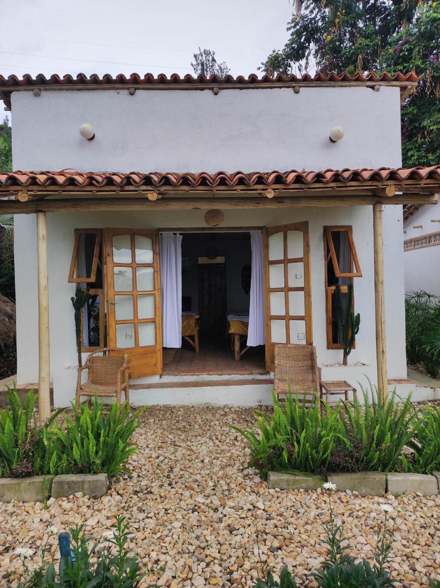 Inzu Lodge Gisenyi Ngoại thất bức ảnh